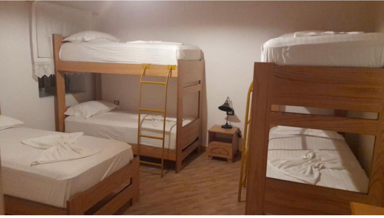 Bujtina Te Xhako Hostel Përmet Екстериор снимка